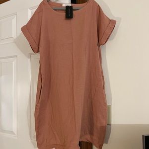Mod Ref Salmon dress from Henly